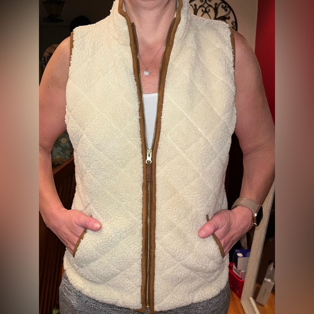 Old Navy Fluffy Vest